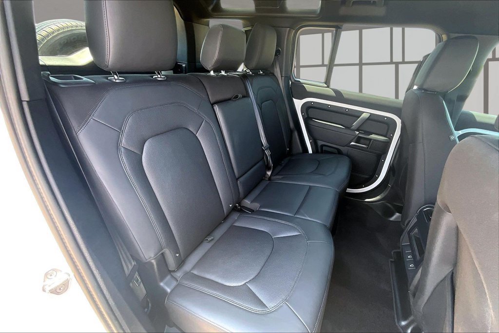 Used 2025 Land Rover Defender 110 S AWD/4WD image 27