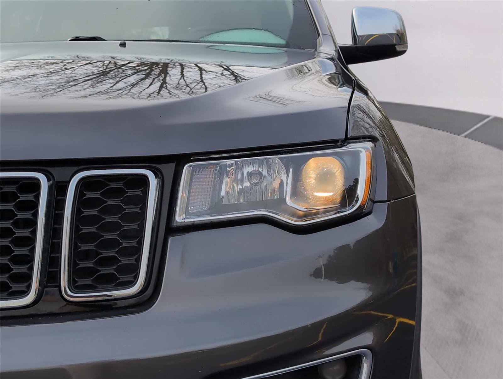 Used 2021 Jeep Grand Cherokee Limited image 13