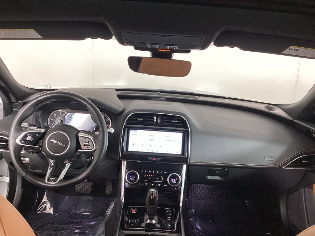 Used 2020 Jaguar XE R-Dynamic S image 20