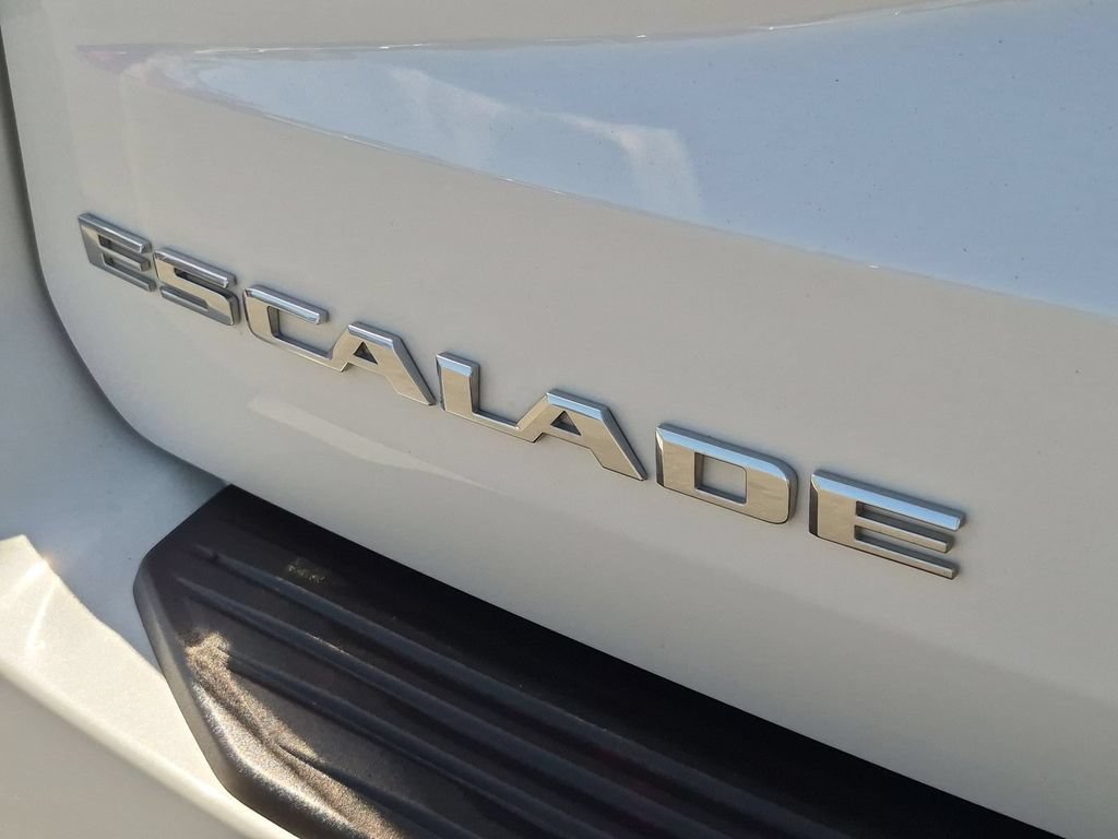 Certified 2024 Cadillac Escalade Sport Platinum w/ LPO, Floor Liner Package AWD/4WD image 25