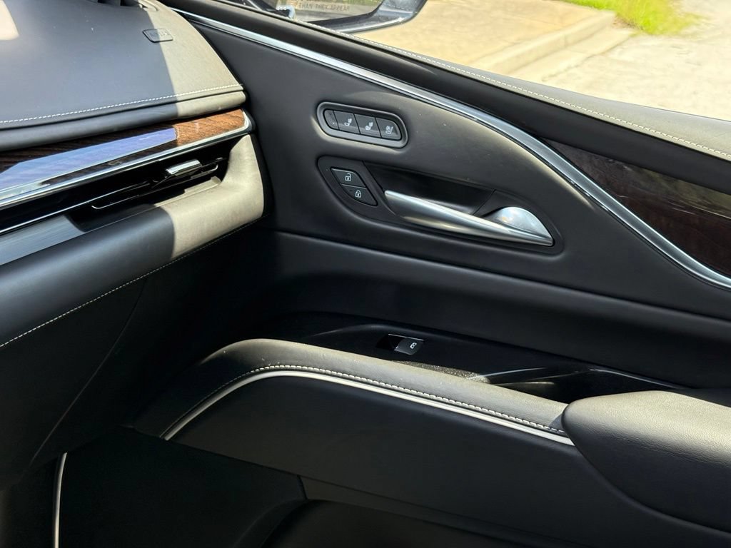 Certified 2022 Cadillac Escalade Sport Platinum RWD image 40