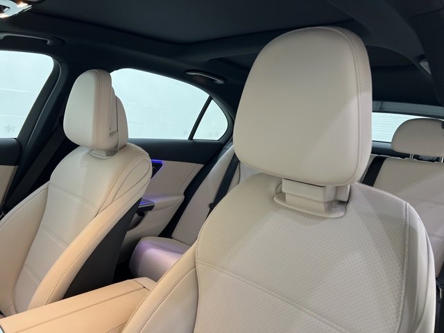 Used 2025 Mercedes-Benz C 300 4MATIC Sedan image 24
