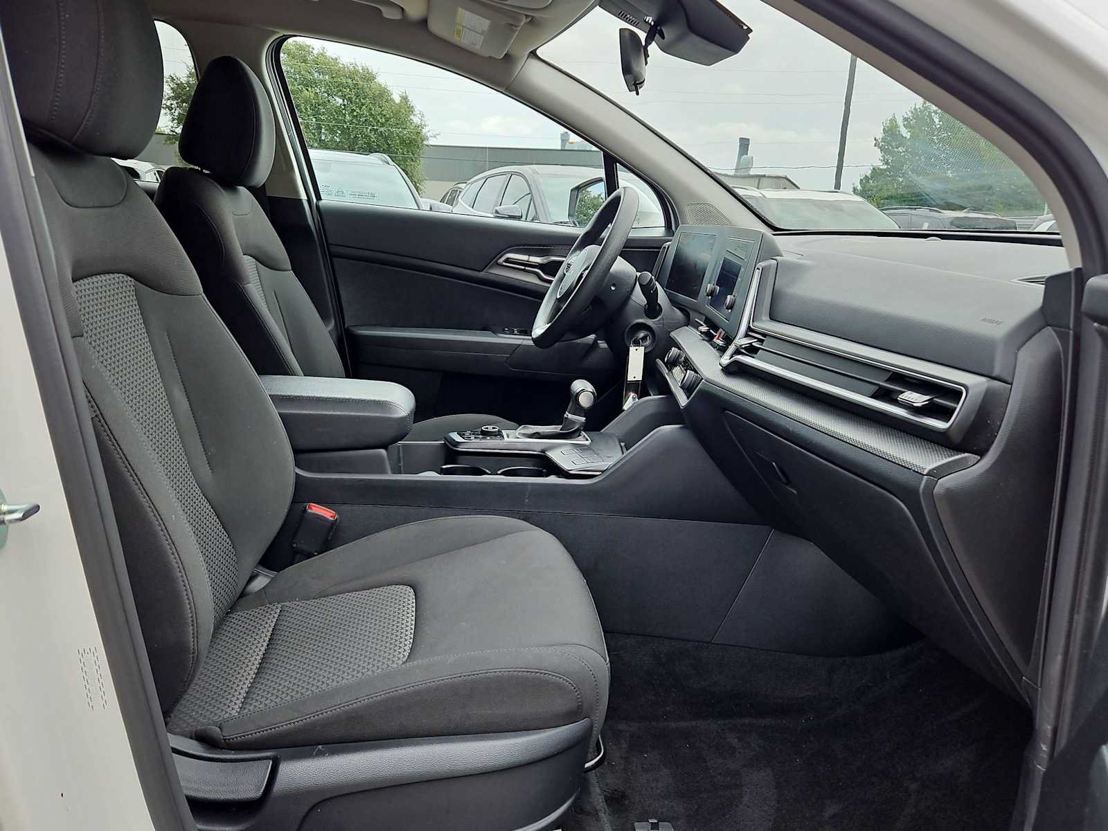 Certified 2024 Kia Sportage LX FWD image 19