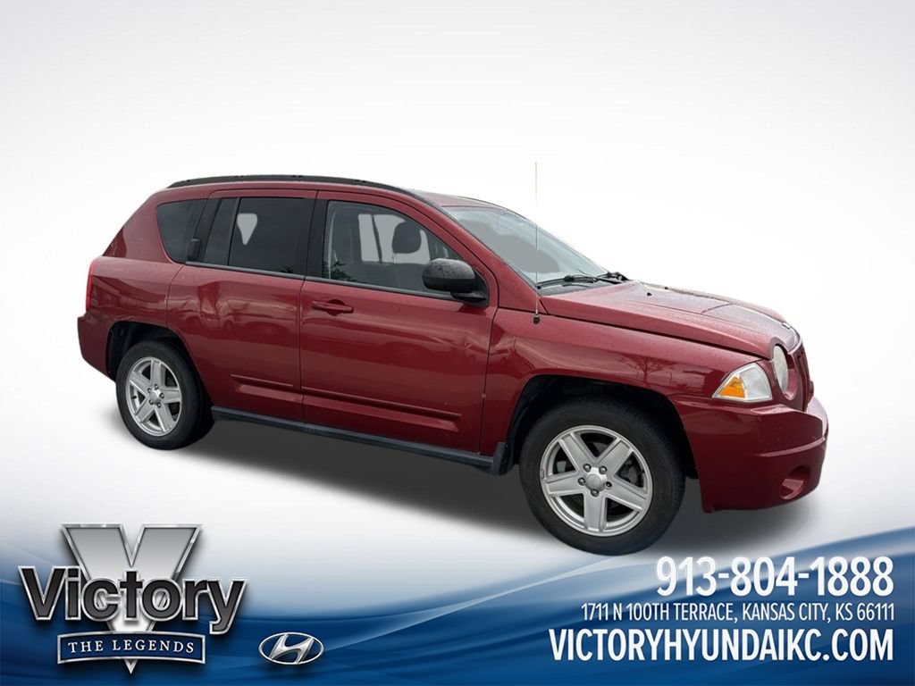 Used 2010 Jeep Compass Sport FWD image 4