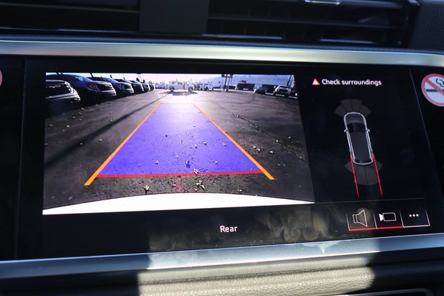 Used 2025 Audi Q3 2.0T Premium image 22