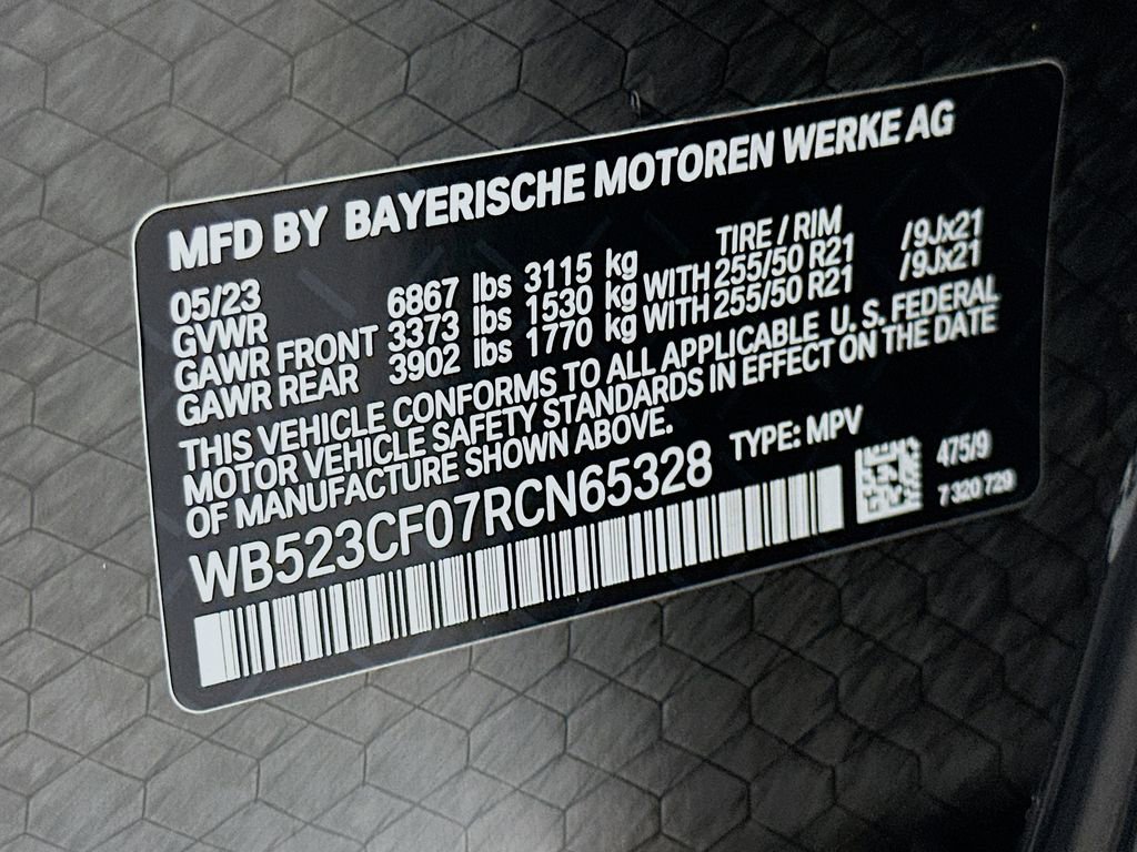 Certified 2024 BMW iX xDrive50 w/ Sport Package AWD/4WD image 32