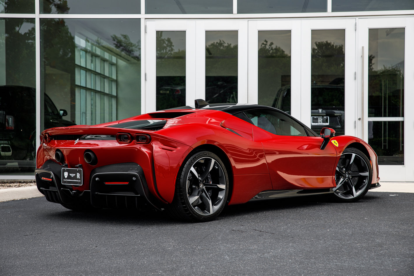 Used 2021 Ferrari SF90 Stradale AWD/4WD image 17