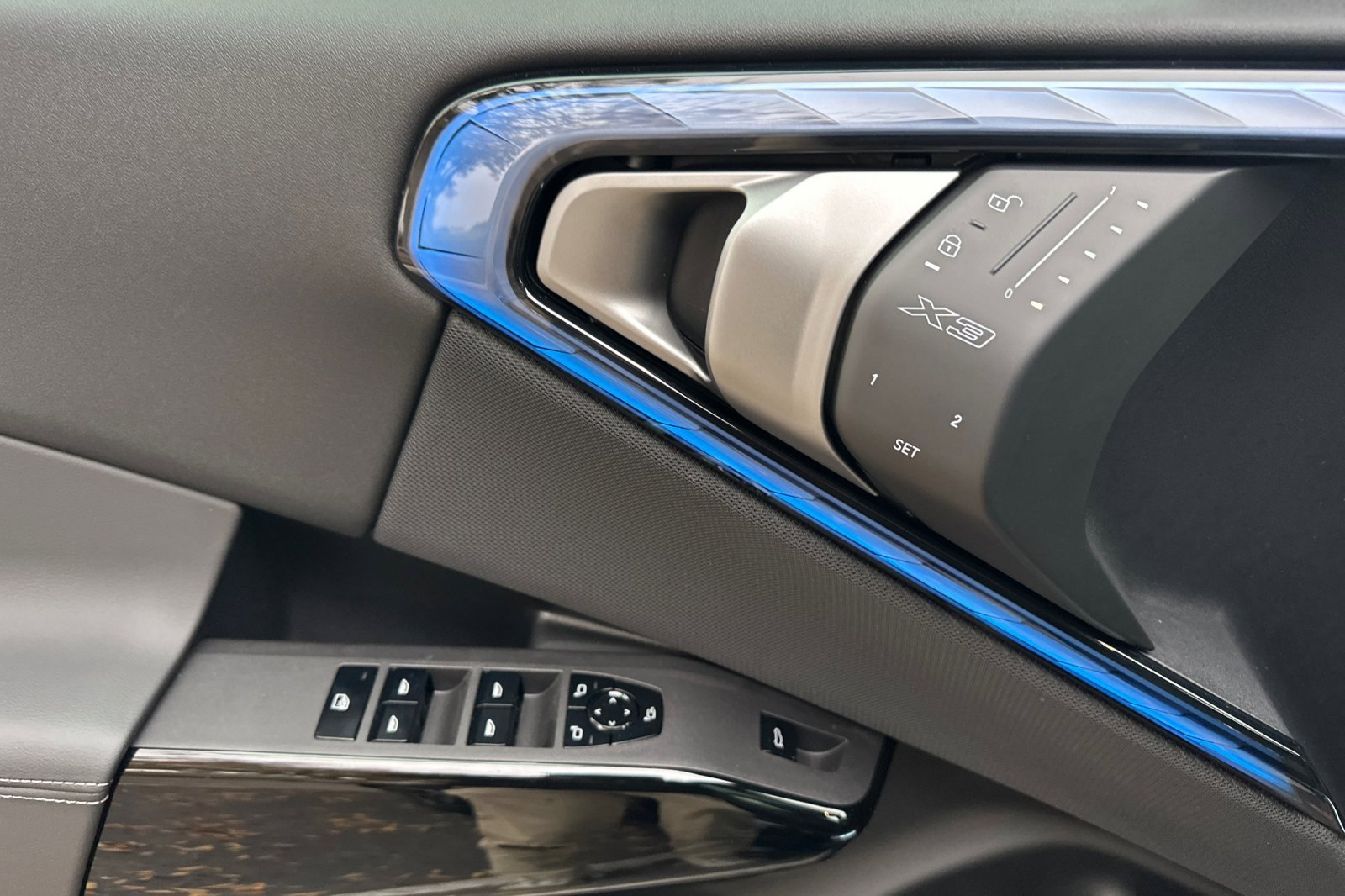 New 2026 BMW X3 xDrive30 w/ Premium Package image 8