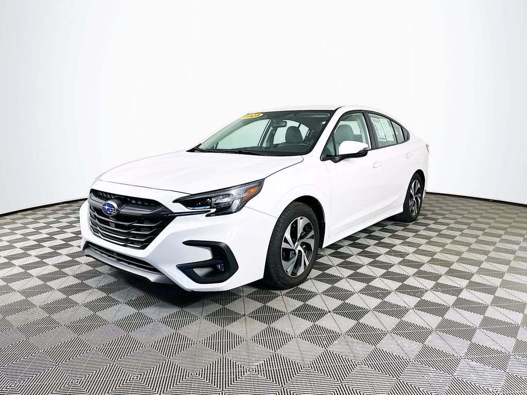 Used 2025 Subaru Legacy Premium AWD/4WD image 5