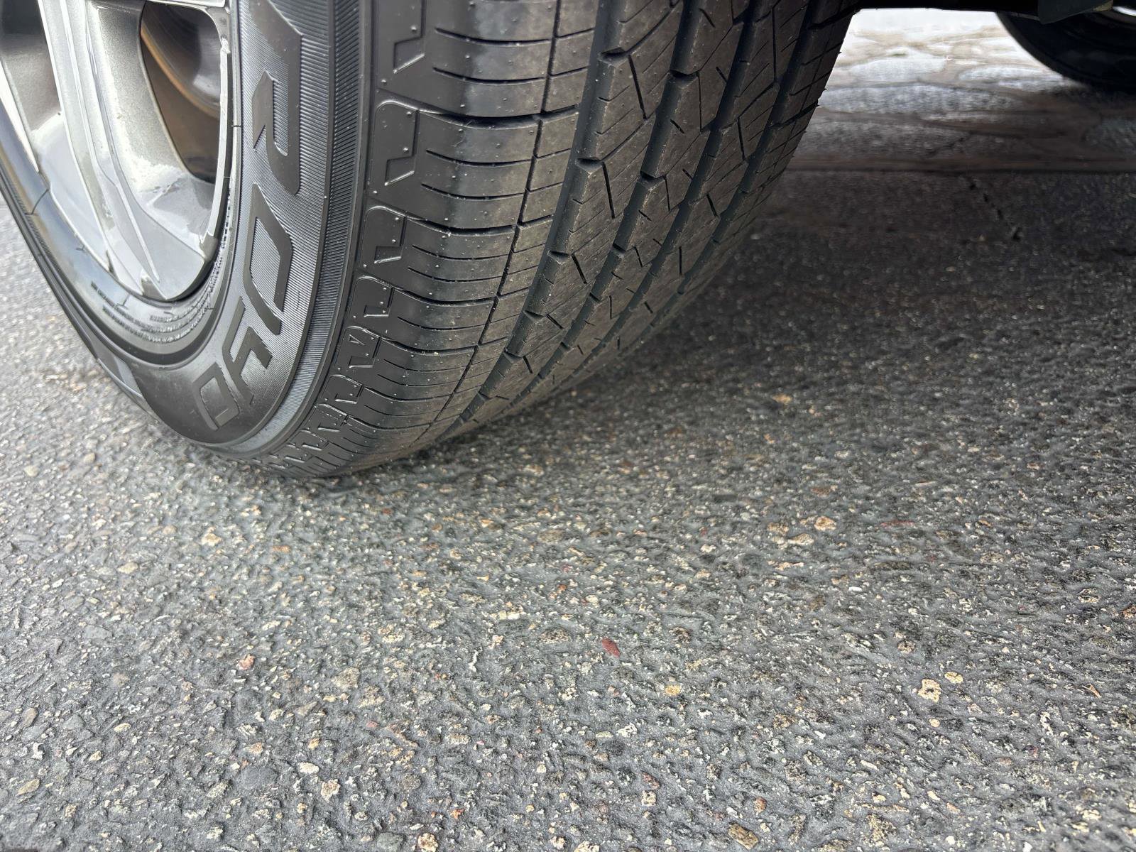 Used 2021 Hyundai Santa Fe SEL w/ Convenience Package image 9