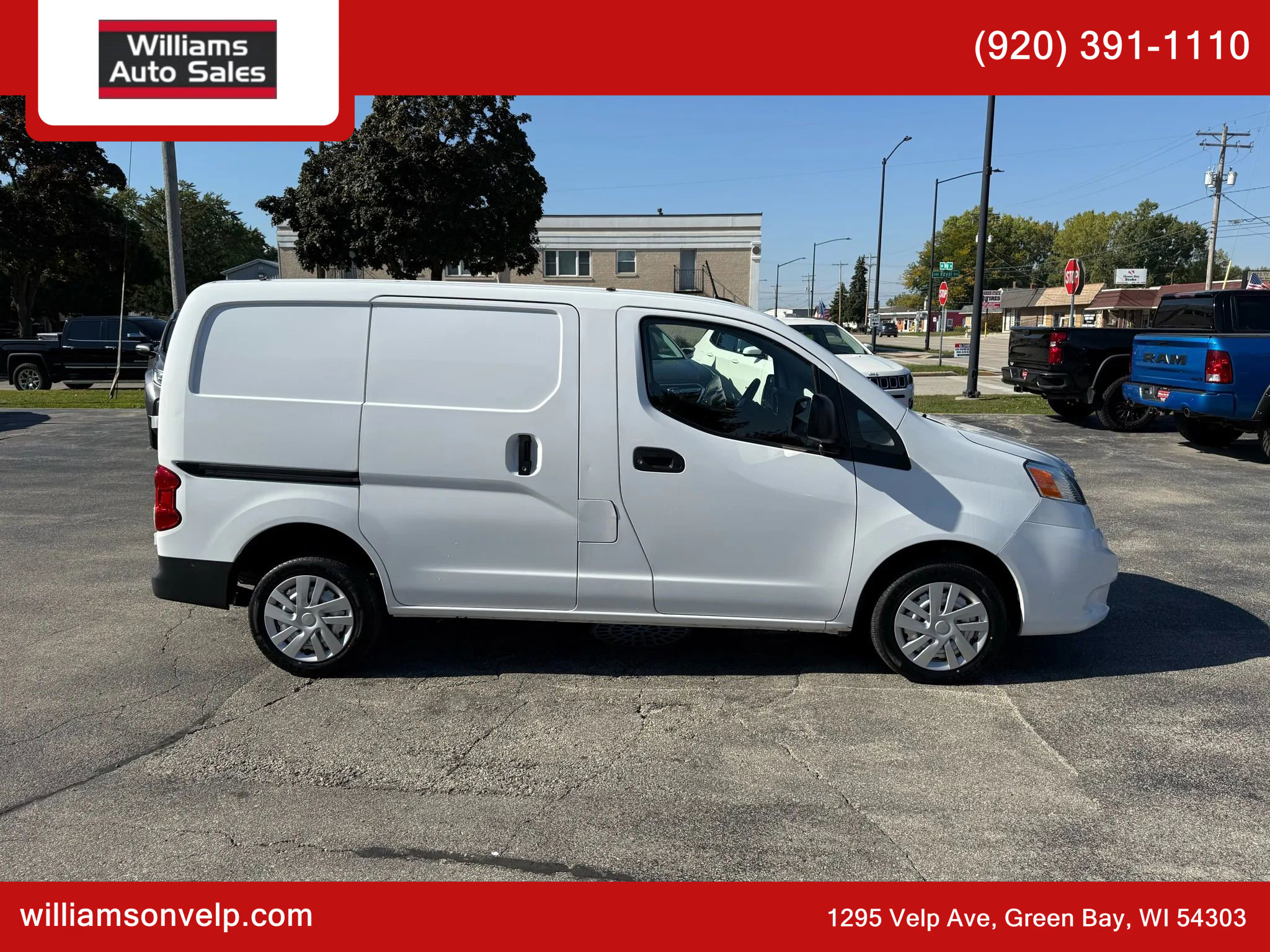 Used 2021 Nissan NV200 S image 2