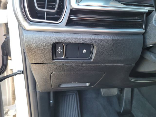 Used 2026 Kia Sorento LX image 21