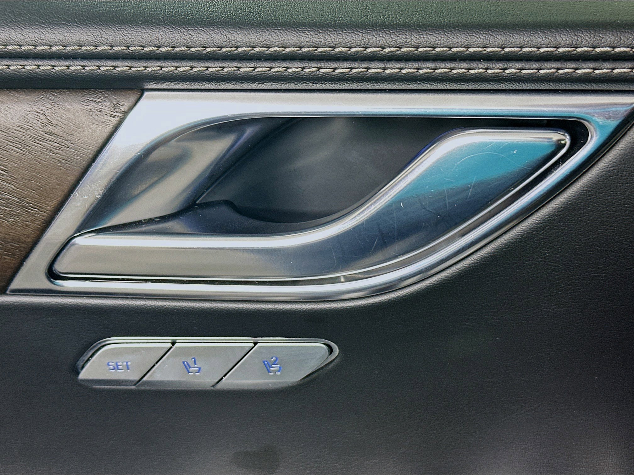 Used 2024 Genesis GV80 2.5T image 14