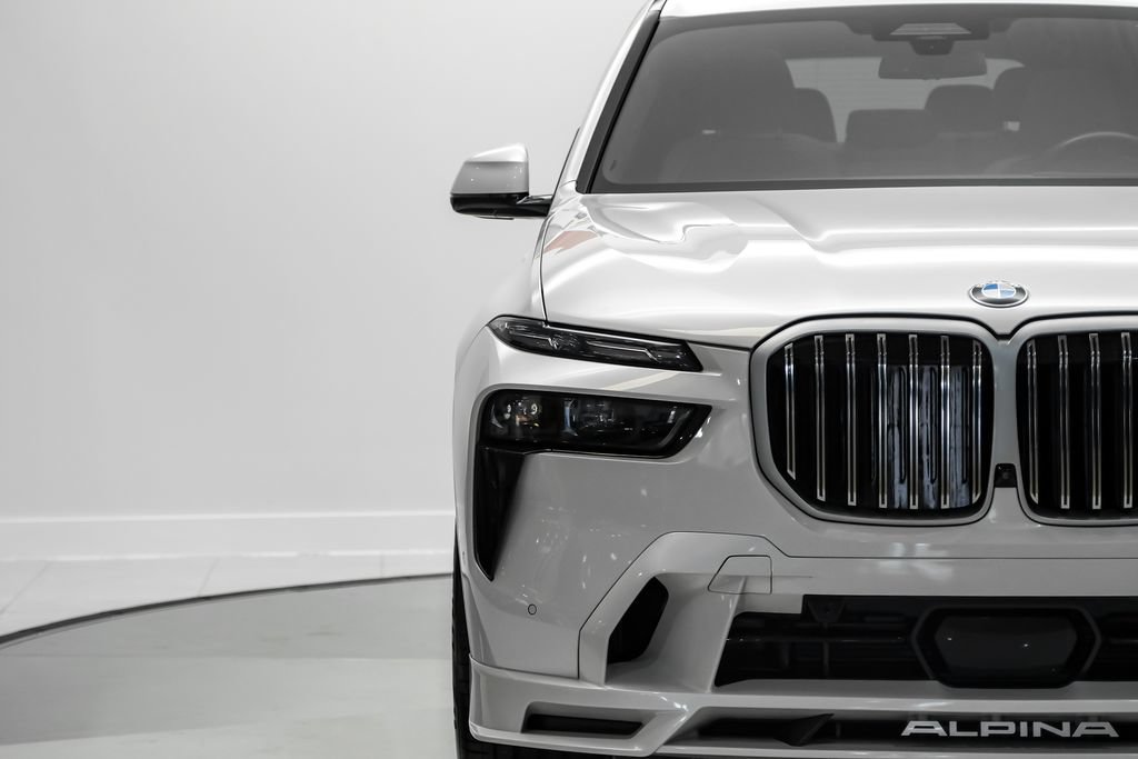 Used 2025 BMW ALPINA XB7 AWD/4WD image 54