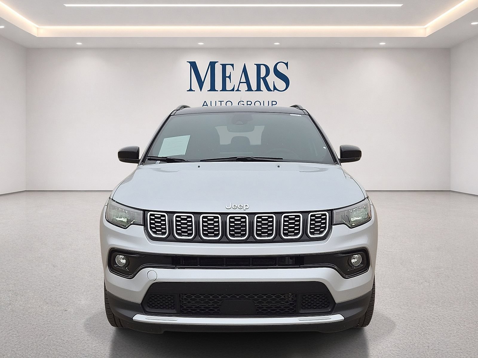Used 2025 Jeep Compass Limited AWD/4WD image 8