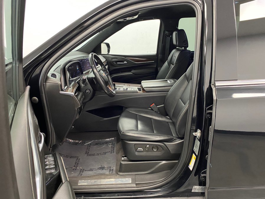 Used 2023 Cadillac Escalade ESV Luxury image 20