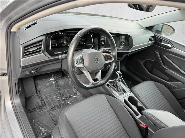 Used 2024 Volkswagen Jetta S image 11