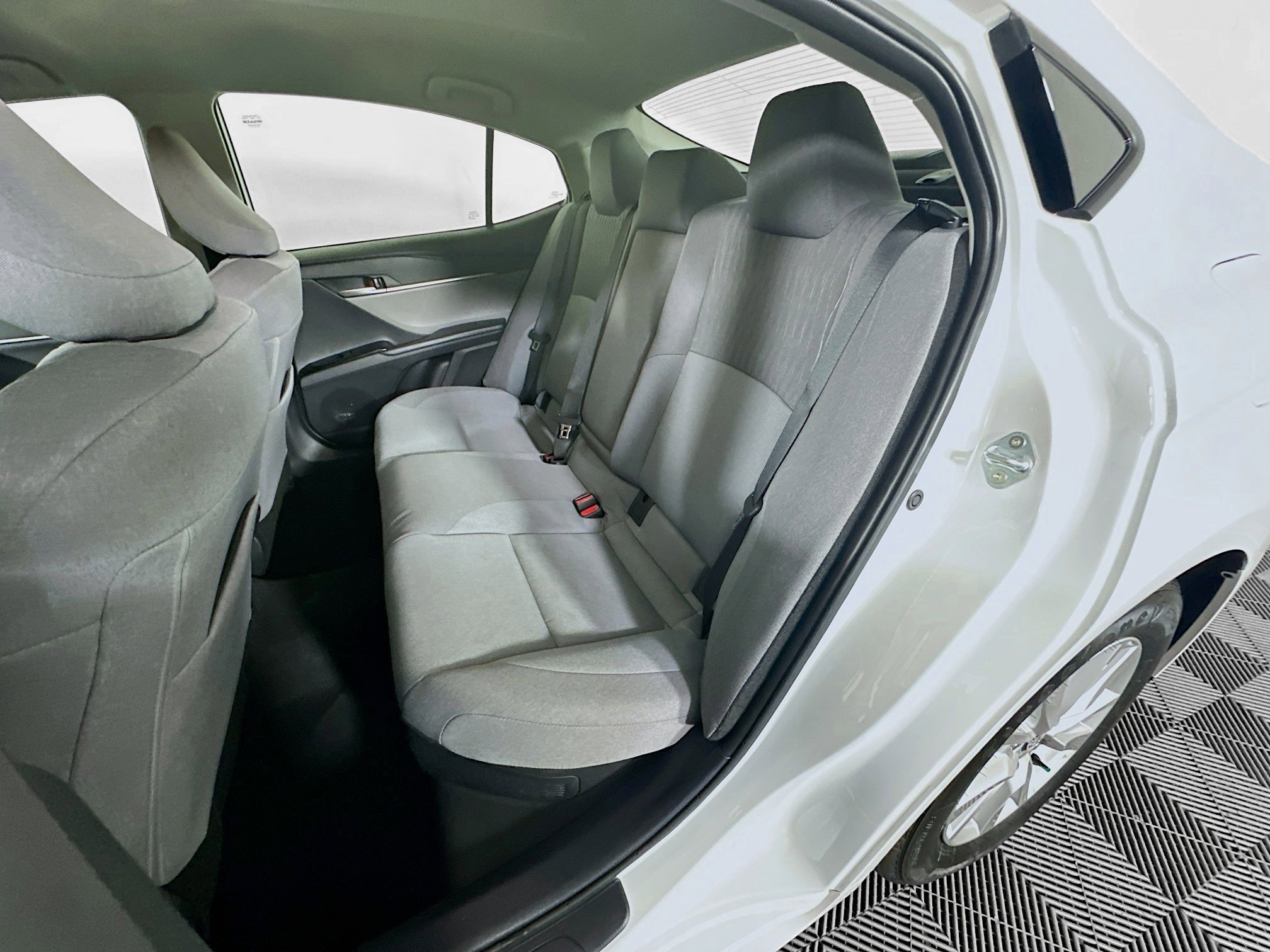 Used 2025 Toyota Camry LE image 24