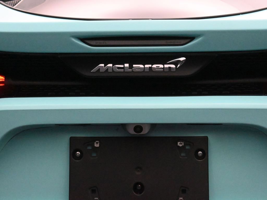 Used 2022 McLaren GT image 14