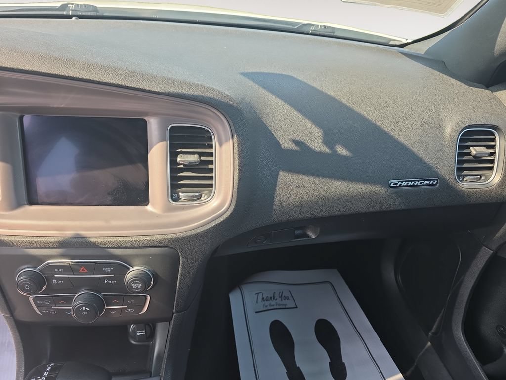 Used 2023 Dodge Charger SXT RWD image 10