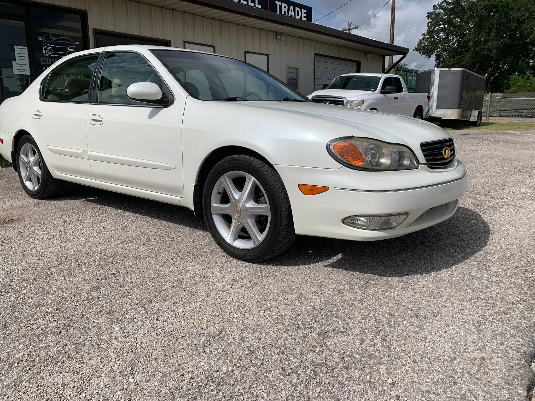 Used 2003 INFINITI I35 w/ Sunroof & Sunshade Pkg FWD image 3