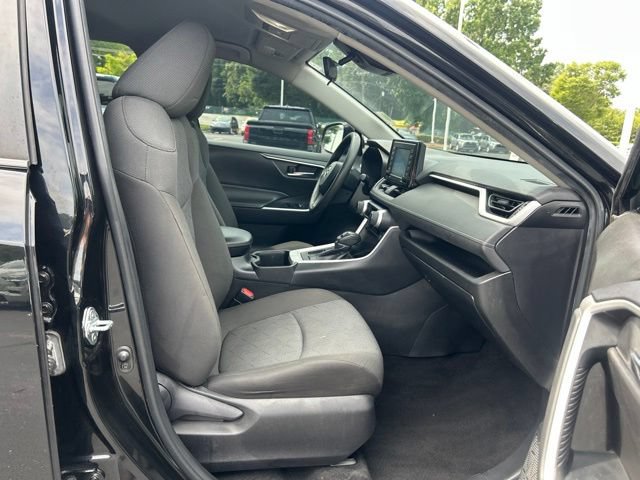 Used 2022 Toyota RAV4 XLE FWD image 17