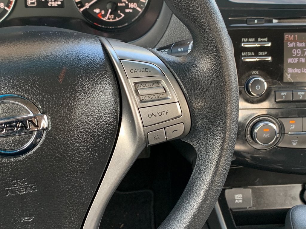 Used 2015 Nissan Altima 2.5 S w/ Sport Value Package image 14