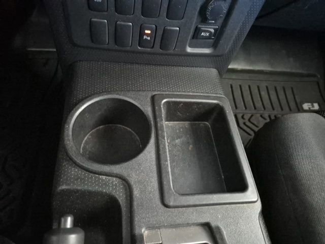 Used 2007 Toyota FJ Cruiser 2WD image 28