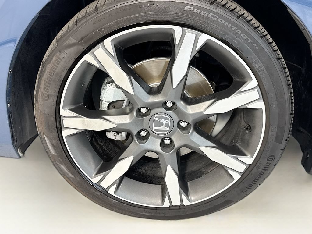 Certified 2025 Honda Civic Sport Touring image 30