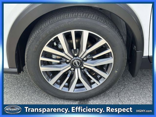 Used 2024 Nissan Kicks SV FWD image 9