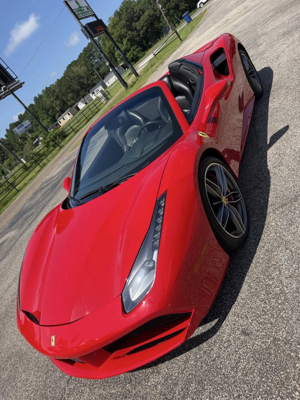 Used 2018 Ferrari 488 Spider RWD image 14