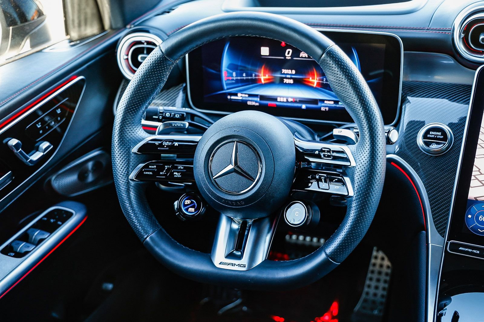 Used 2024 Mercedes-Benz GLC 43 AMG 4MATIC image 13