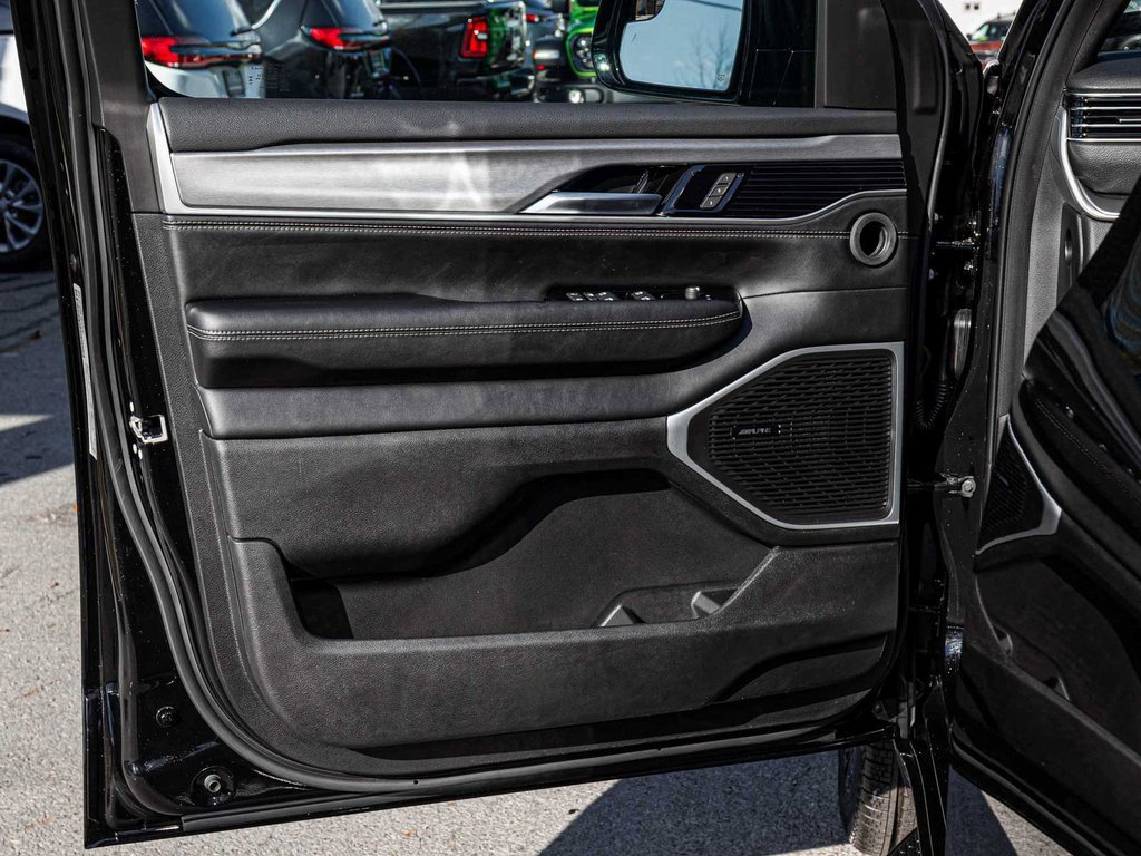 New 2025 Jeep Wagoneer Series II image 14