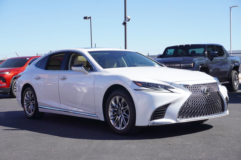 Used 2018 Lexus LS 500 w/ Interior Upgrade Package image 4