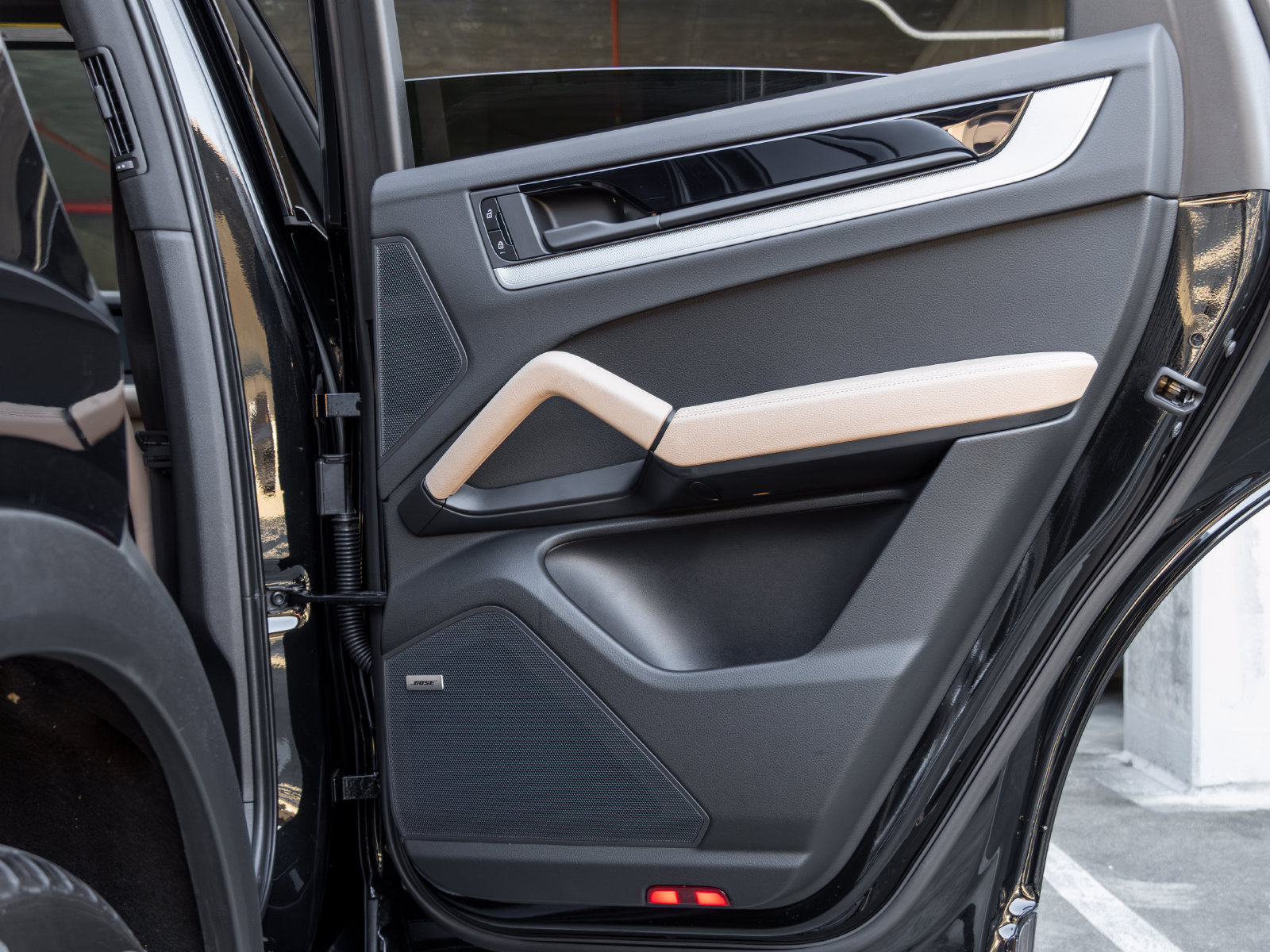 Certified 2026 Porsche Cayenne Coupe AWD/4WD image 48
