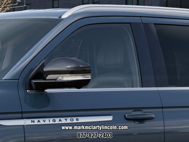 New 2027 Lincoln Navigator Premiere AWD/4WD image 20