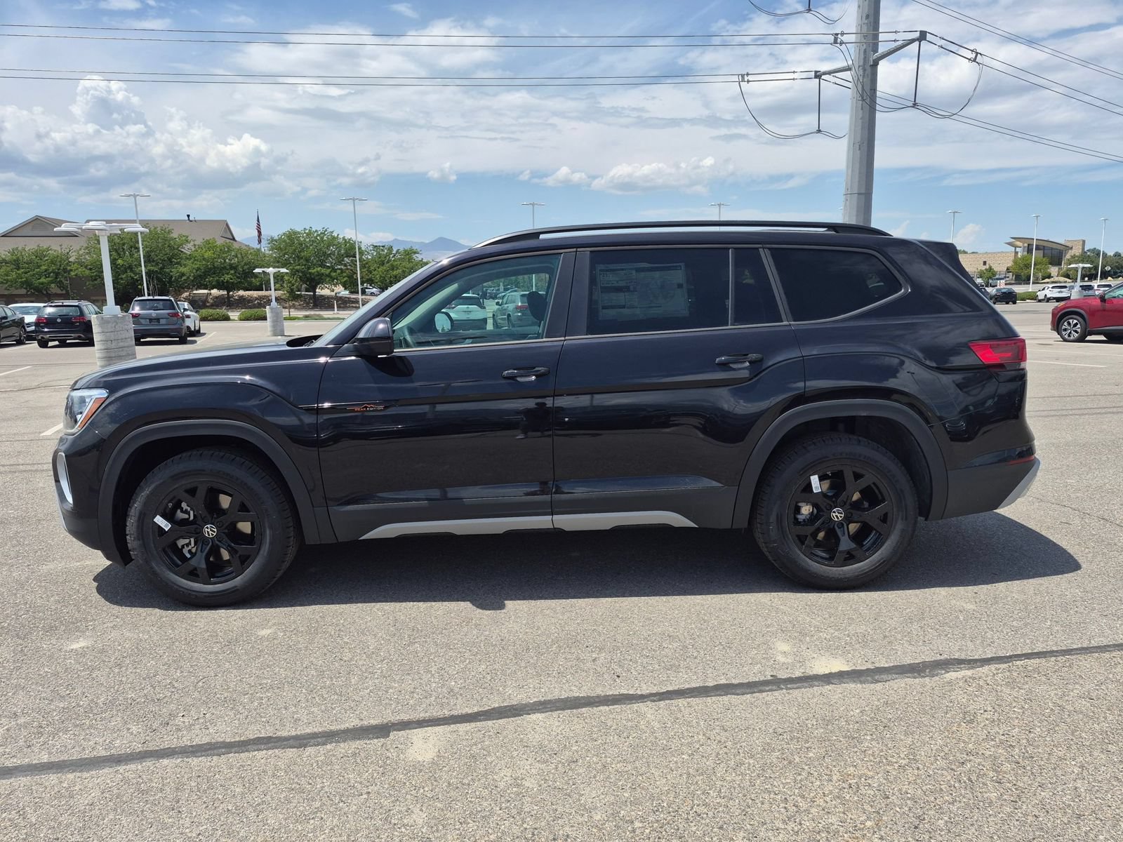 New 2026 Volkswagen Atlas Peak Edition AWD/4WD image 6