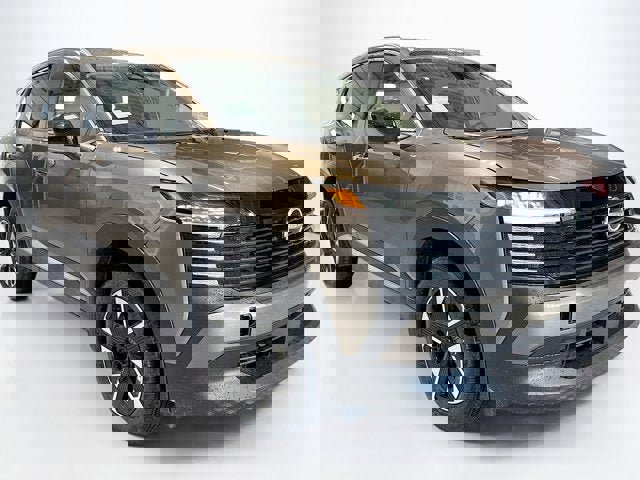 New 2026 Nissan Kicks SV image 3