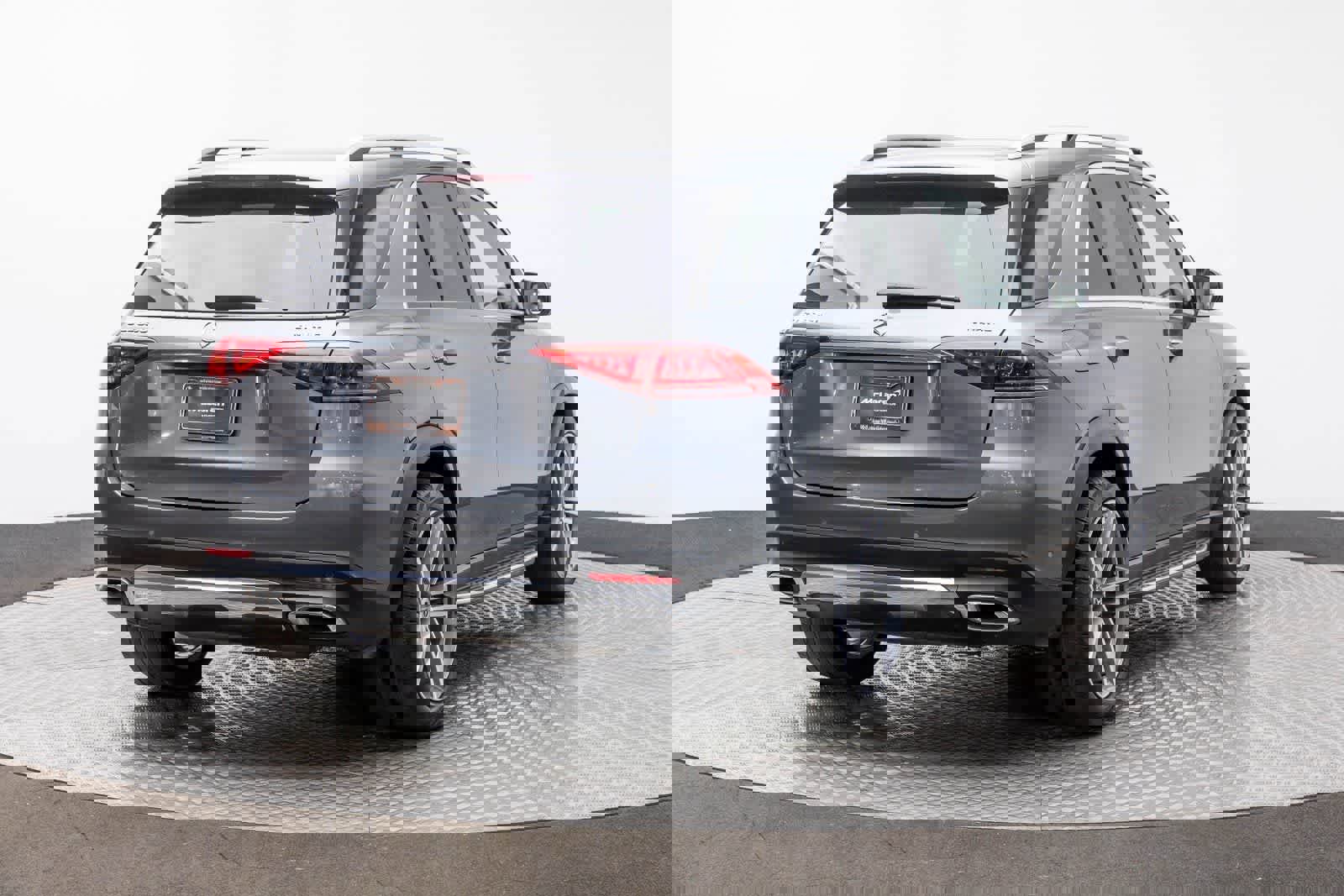 Used 2022 Mercedes-Benz GLE 350 4MATIC w/ Premium Package image 22