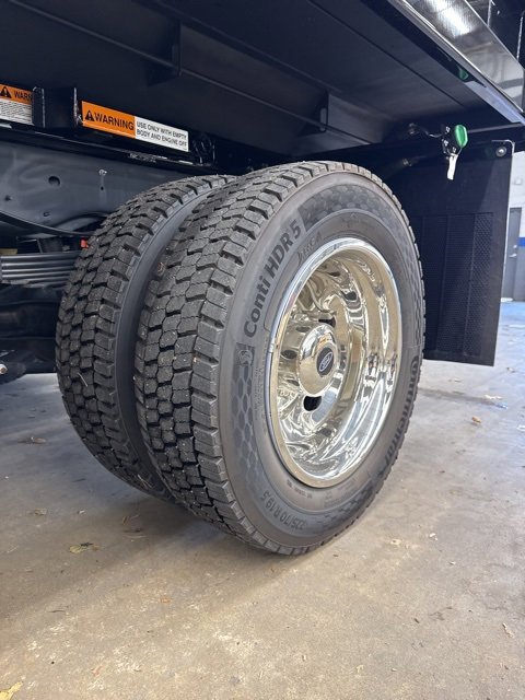 New 2025 Ford F550 4x4 SuperCab Super Duty image 17