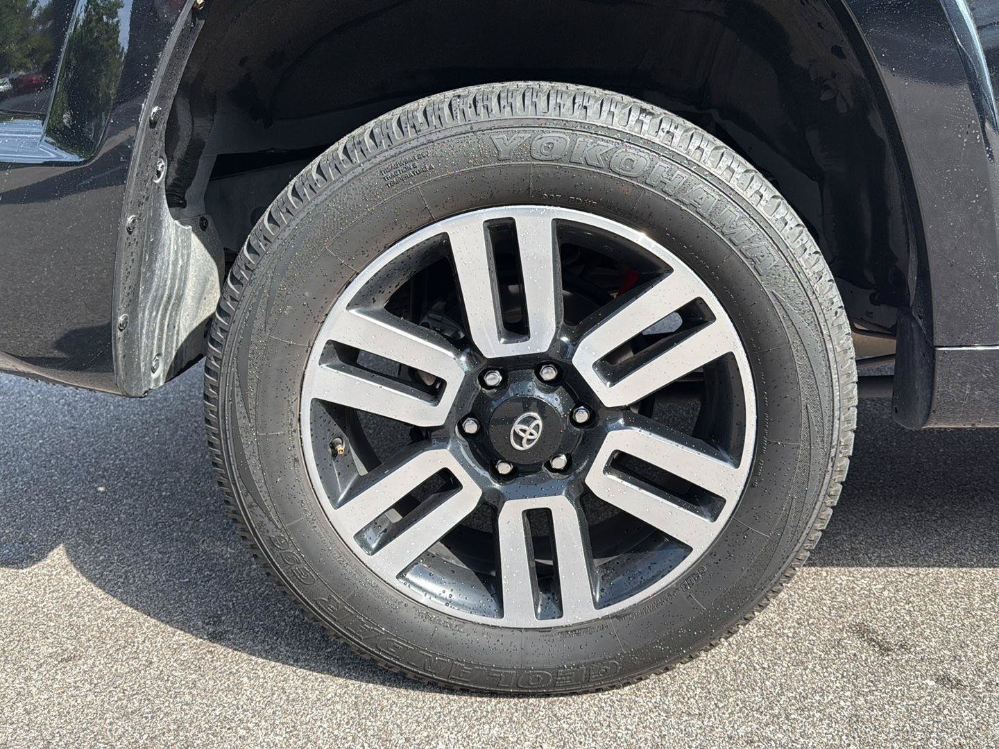 Used 2023 Toyota 4Runner Limited AWD/4WD image 14