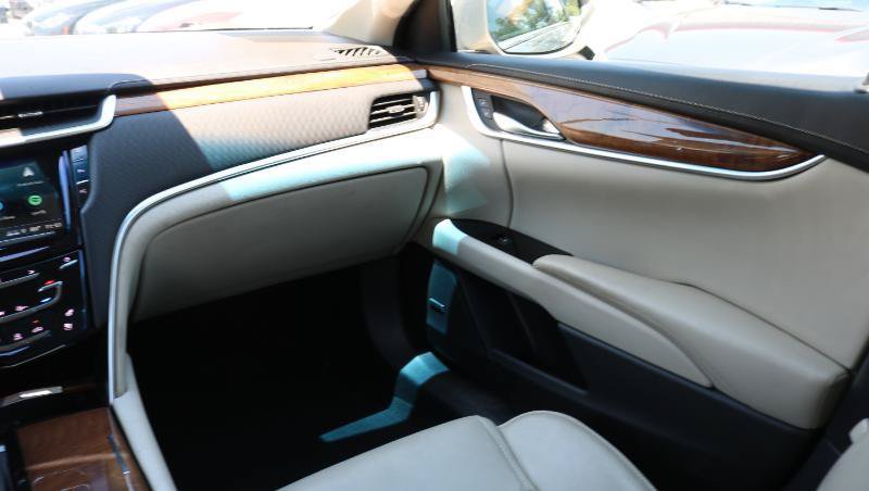 Used 2018 Cadillac XTS Luxury w/ Driver Awareness Package FWD image 16