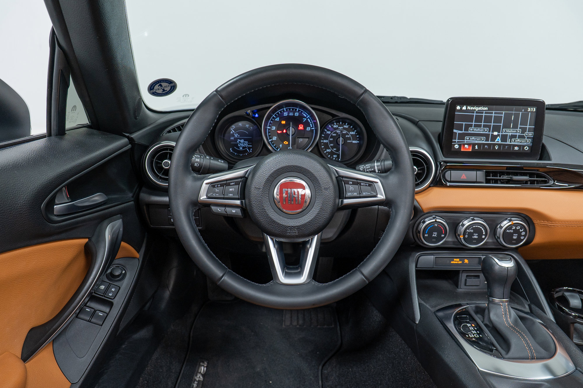 Used 2018 FIAT 124 Spider Lusso w/ Convenience Group image 18