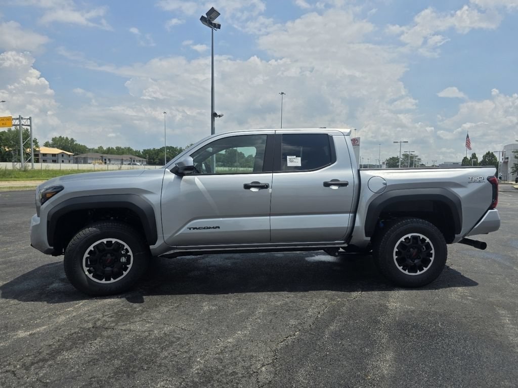 New 2026 Toyota Tacoma TRD Off-Road AWD/4WD image 13