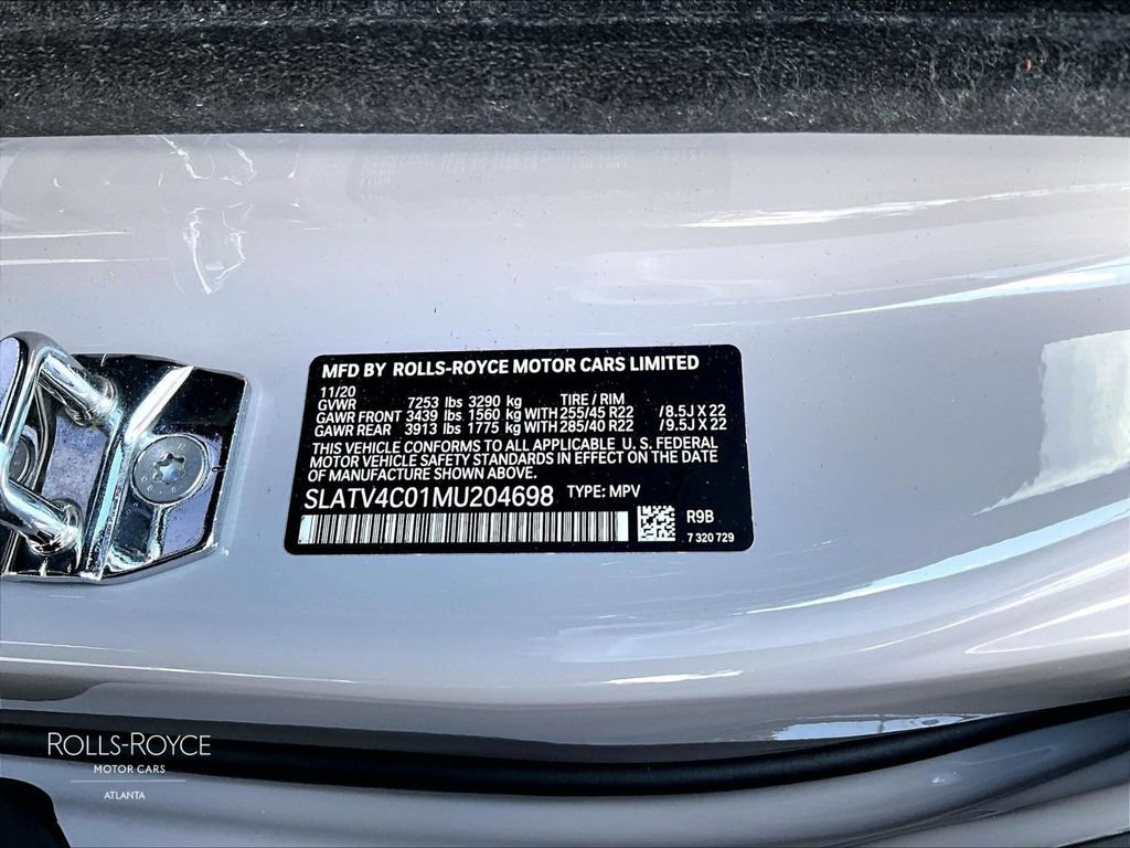 Certified 2021 Rolls-Royce Cullinan AWD/4WD image 27