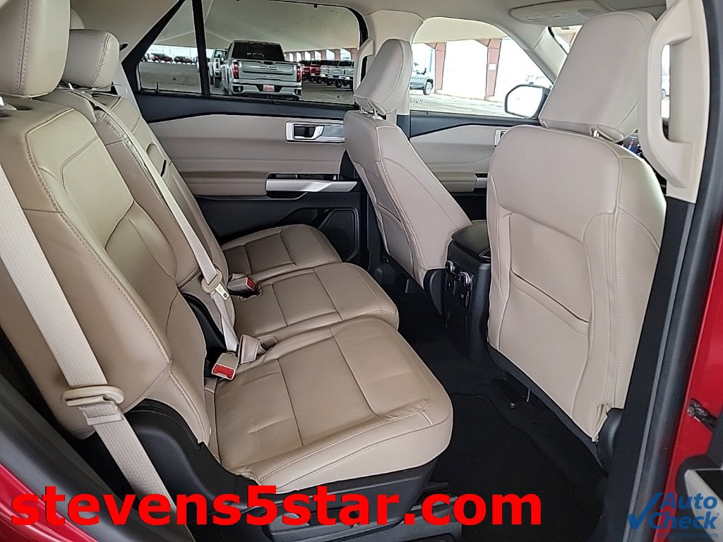 Used 2022 Ford Explorer Limited w/ Equipment Group 301A image 7