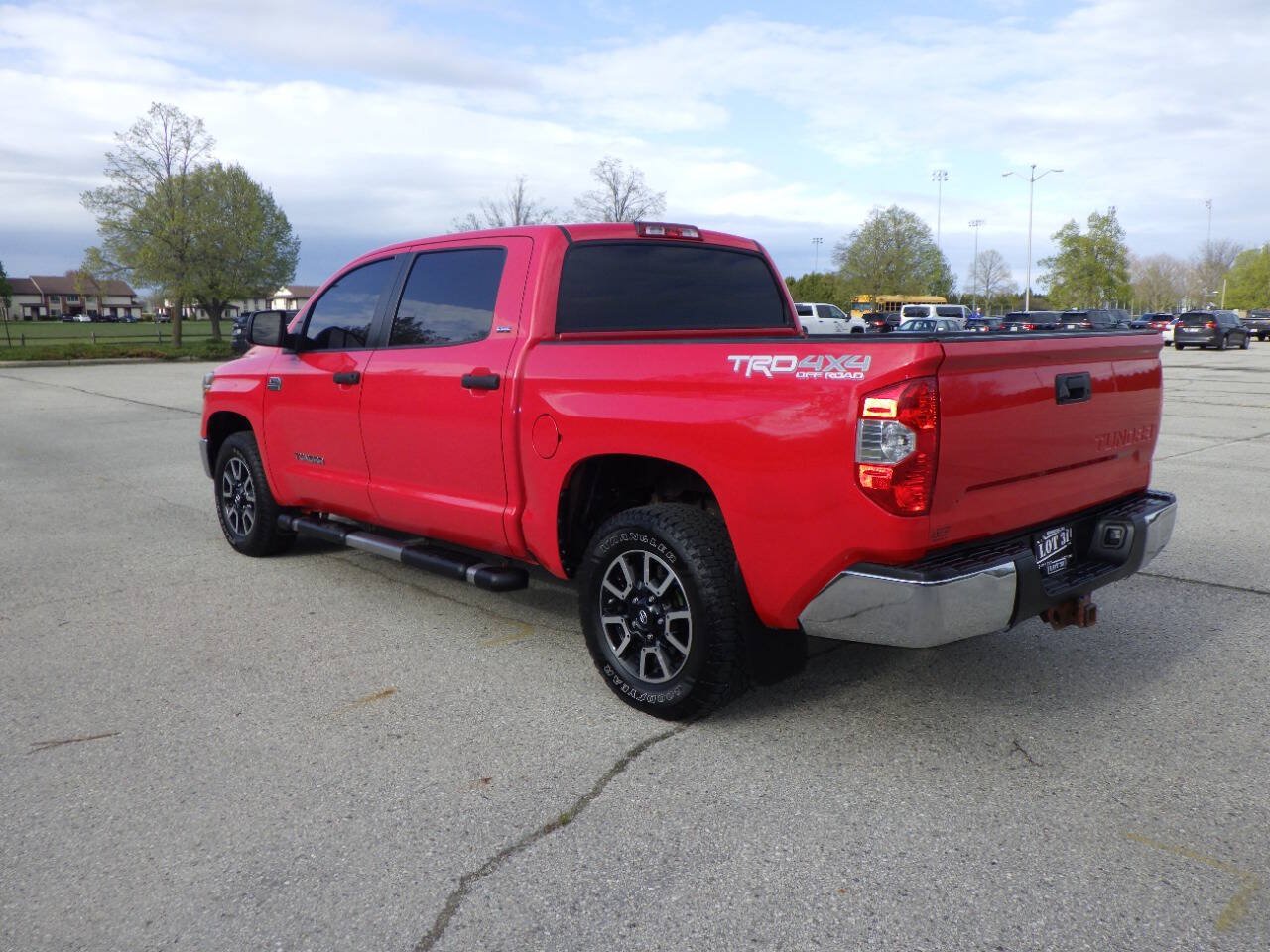 Used 2015 Toyota Tundra SR5 w/ TRD Off Road Package AWD/4WD image 5