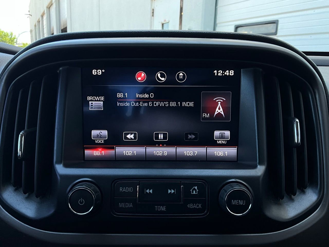 Used 2015 GMC Canyon SLE w/ All-Terrain Package image 31