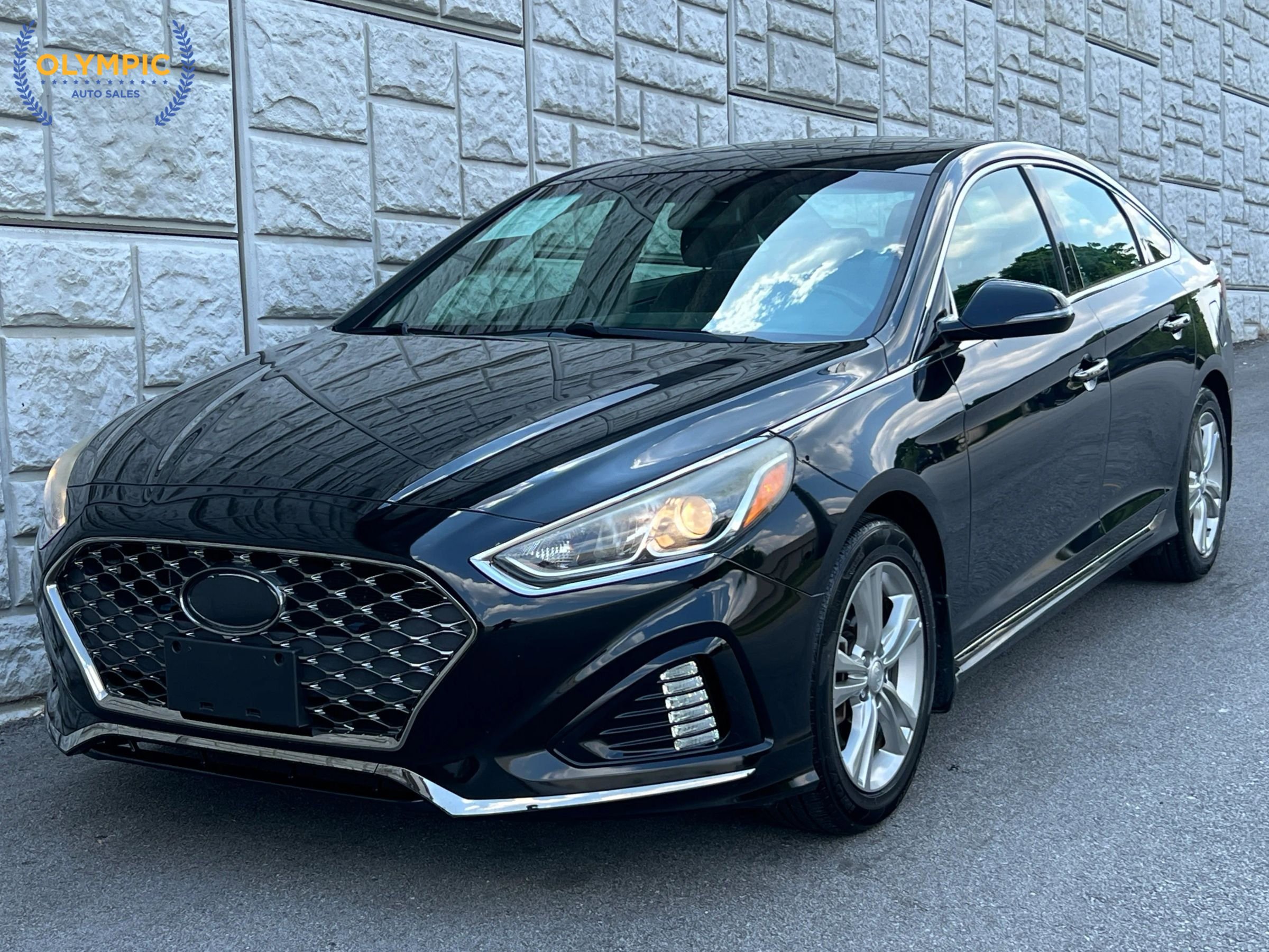 Used 2018 Hyundai Sonata Sport FWD image 1