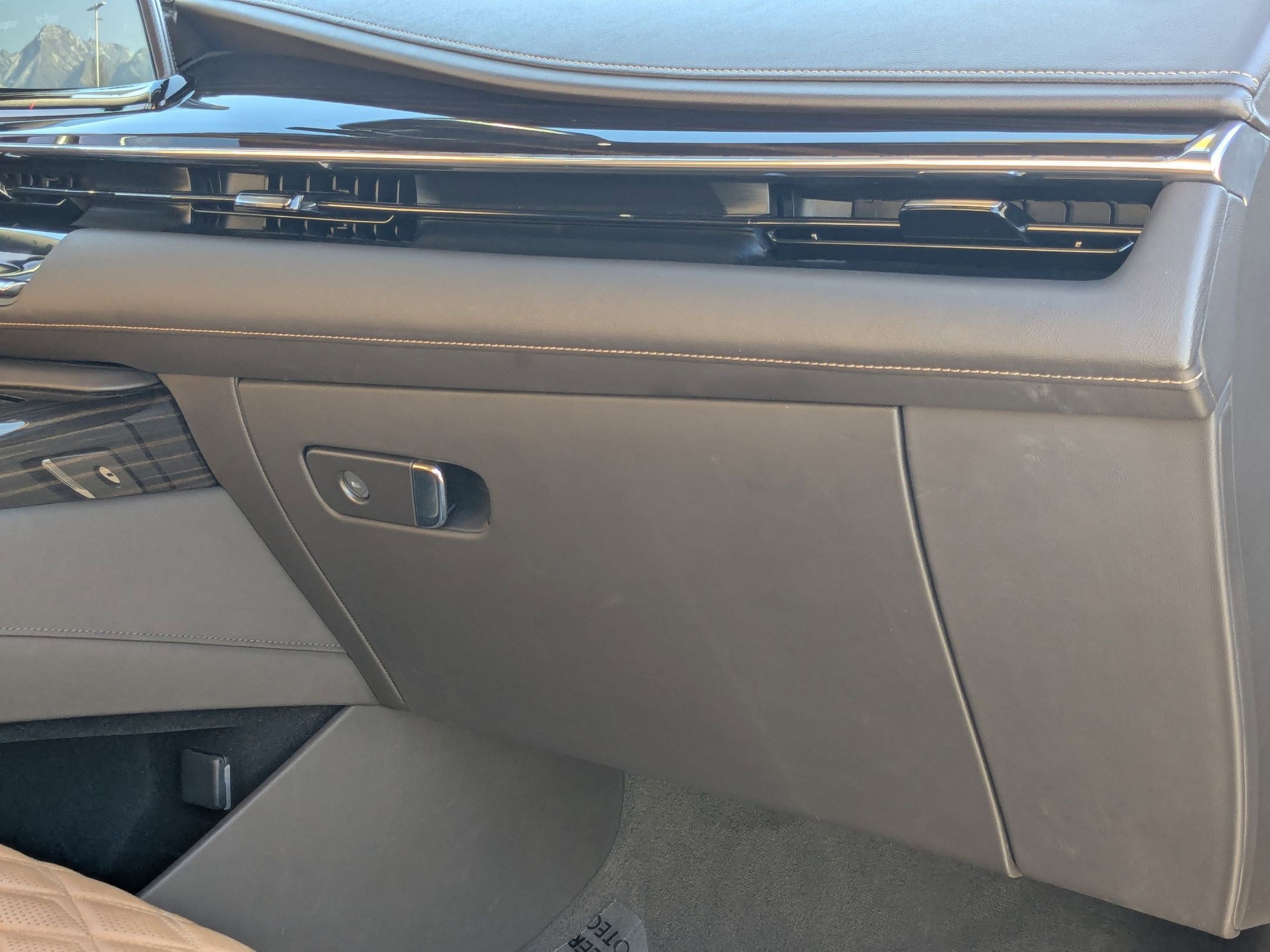 Used 2021 Cadillac Escalade Sport w/ Driver Assist Tech Package image 22